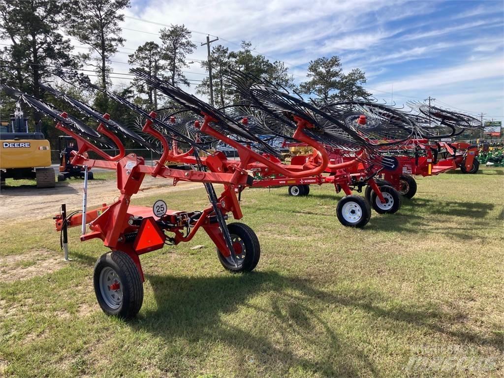 Kuhn SR110 Граблі і сінозворушувачі