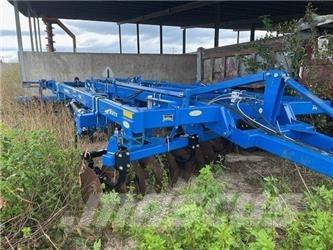 Landoll 2211-11 Плуги