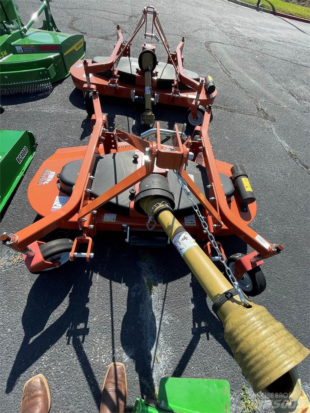 Rhino FA513 Самохідні газонокосарки