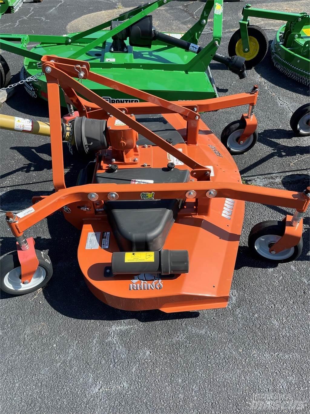 Rhino FA513 Самохідні газонокосарки