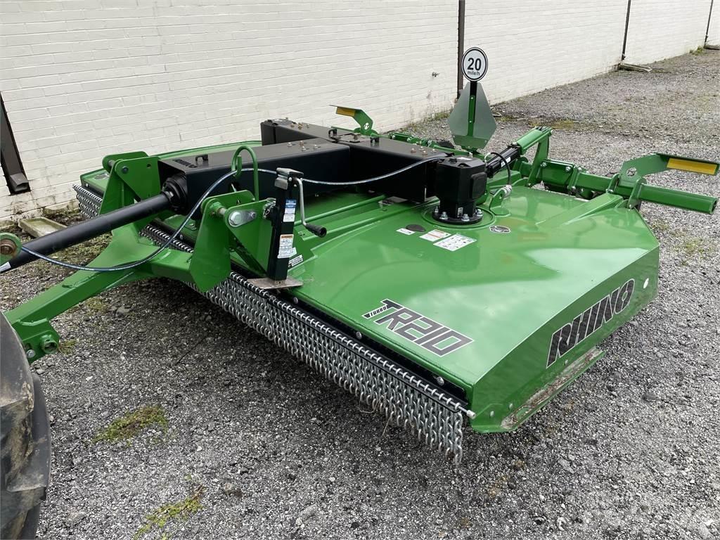 Rhino TR210 Роздрібнювачі, різаки і розпаковувачі тюків