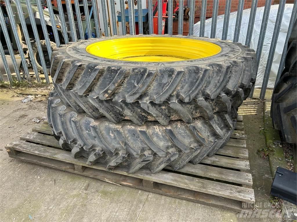  Row Crop Tyres Колеса