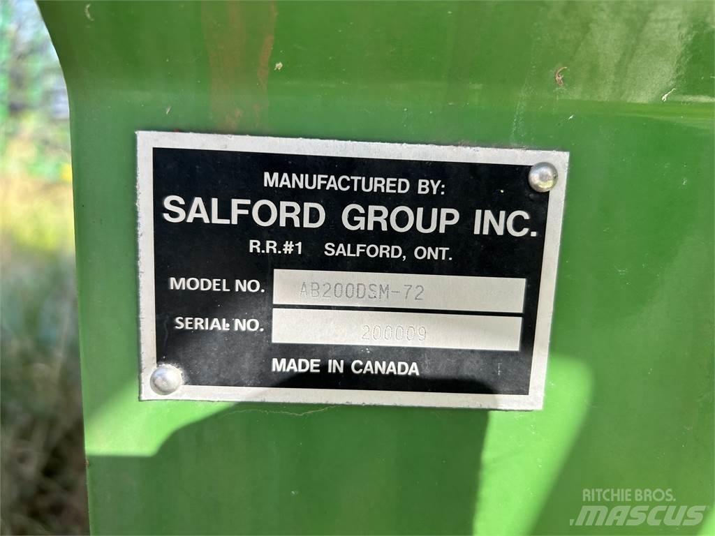 Salford 6700 Причіпні обприскувачі