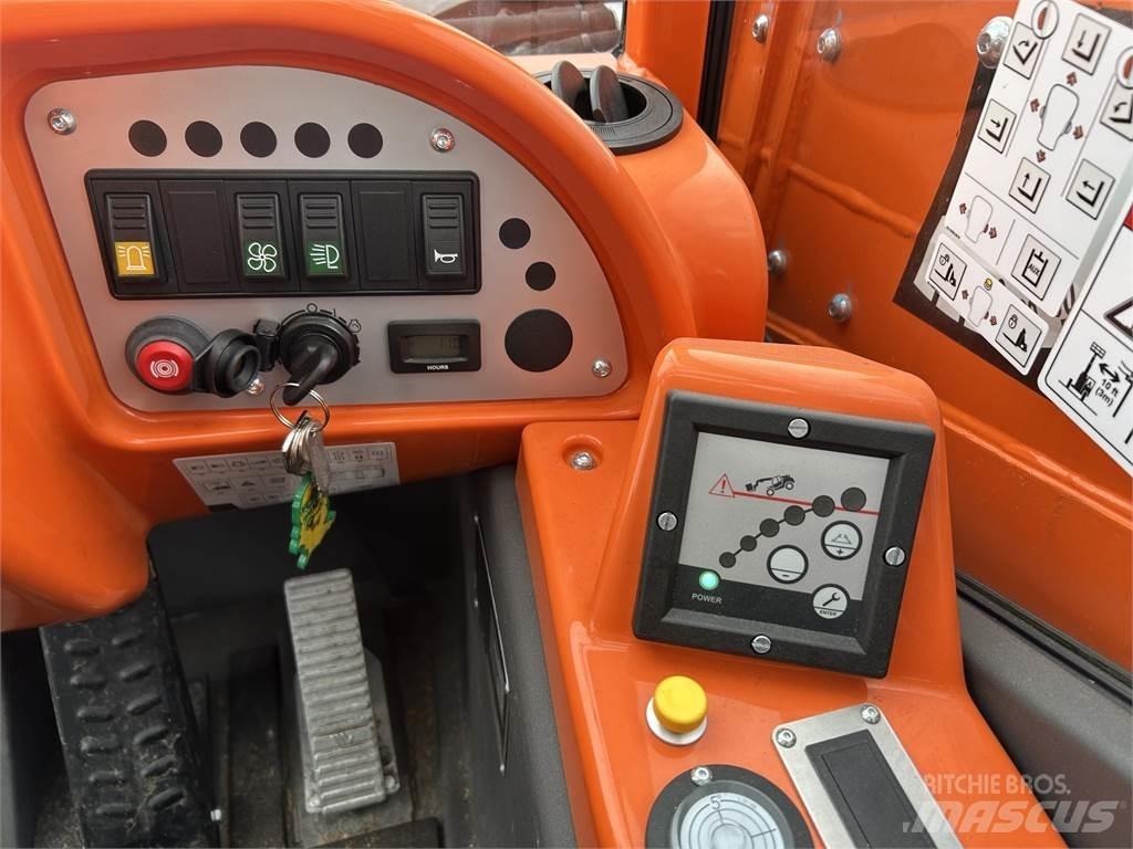 SkyTrak 3013 Телескопічні навантажувачі