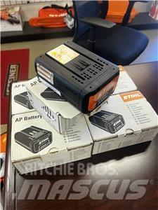 Stihl AP300S Гольф-мобілі