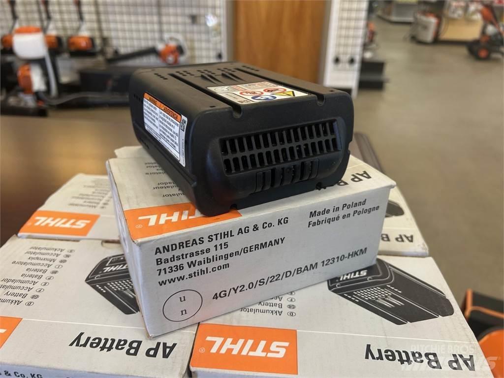 Stihl AP300S Гольф-мобілі
