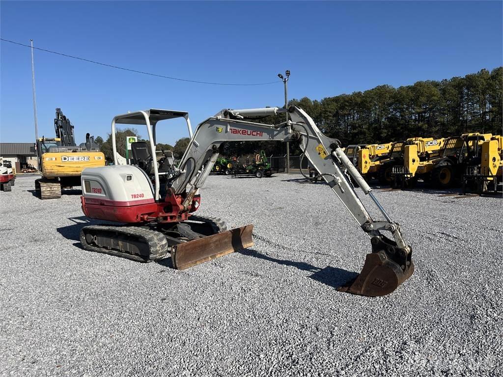 Takeuchi TB240 Міні-екскаватори < 7т