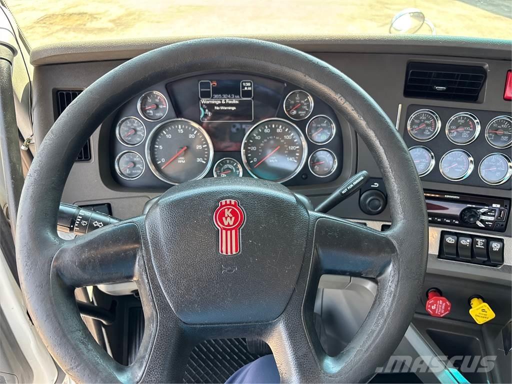 Kenworth T680 Вантажівки / спеціальні