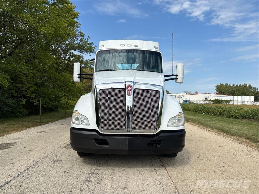 Kenworth T680 Вантажівки / спеціальні