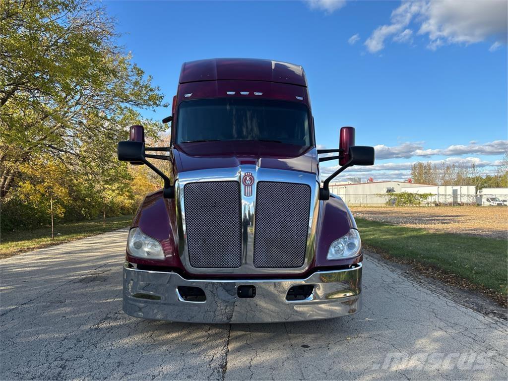 Kenworth T680 Вантажівки / спеціальні