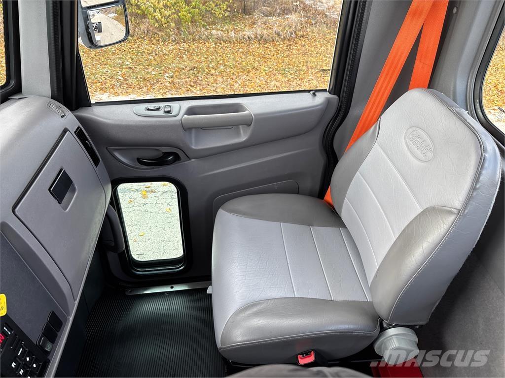 Peterbilt 337 Вантажівки / спеціальні