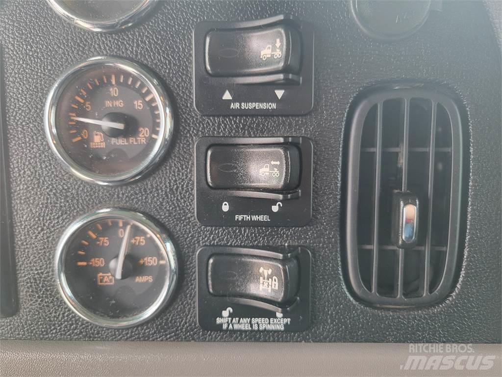 Peterbilt 389 Тягачі