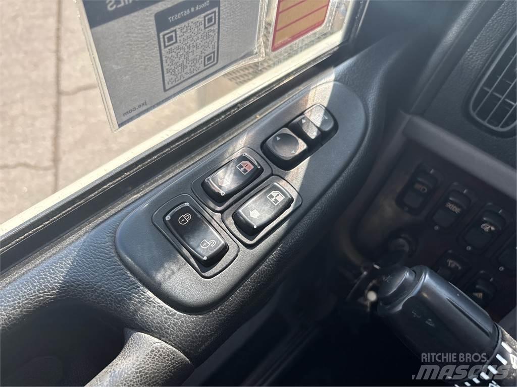 Peterbilt 389 Тягачі