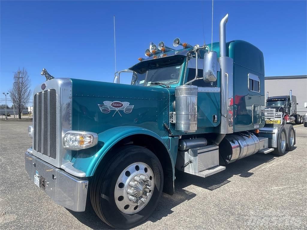 Peterbilt 389 Тягачі