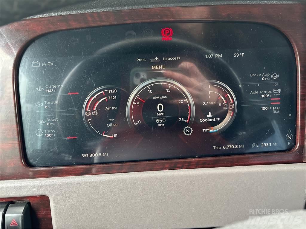 Peterbilt 389 Тягачі