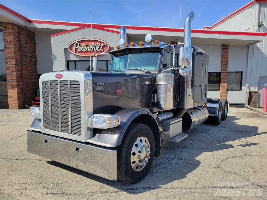 Peterbilt 389 Тягачі