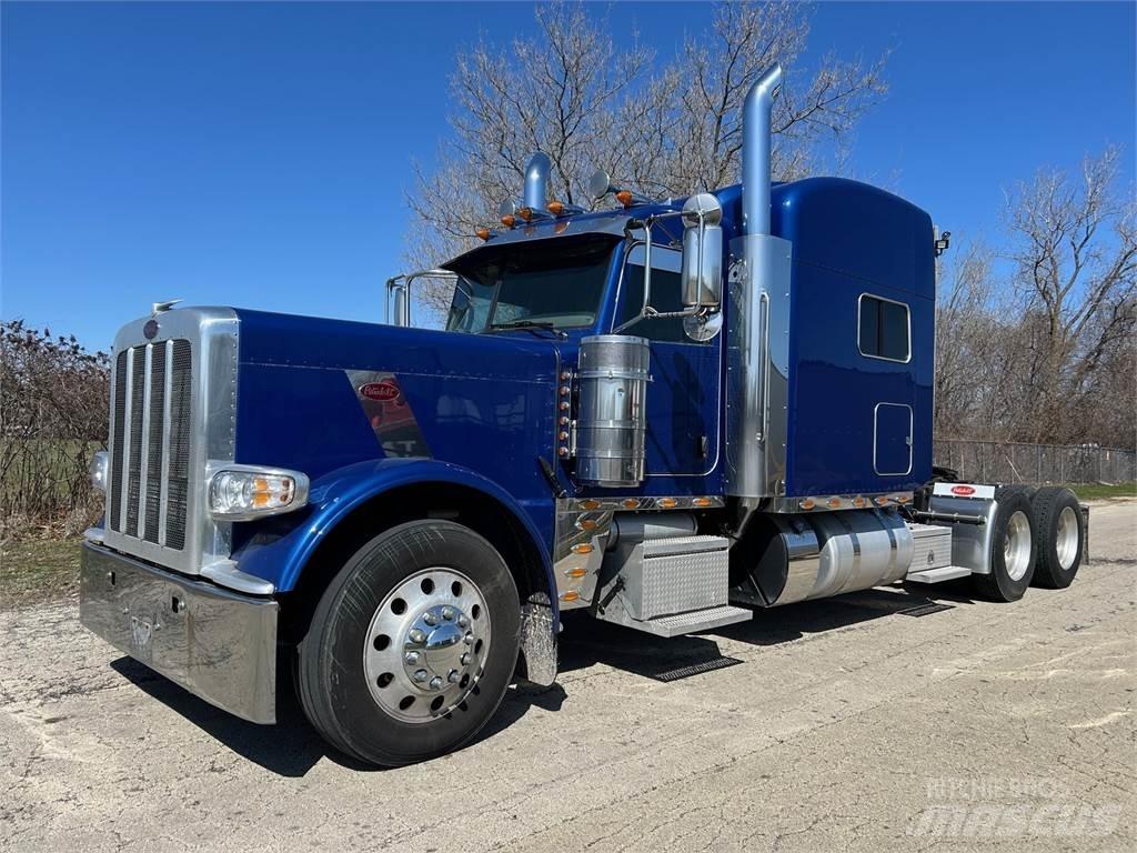 Peterbilt 389 Тягачі