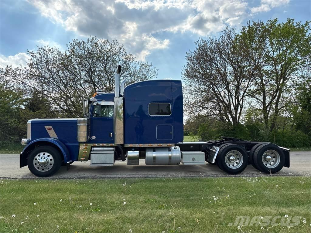Peterbilt 389 Тягачі