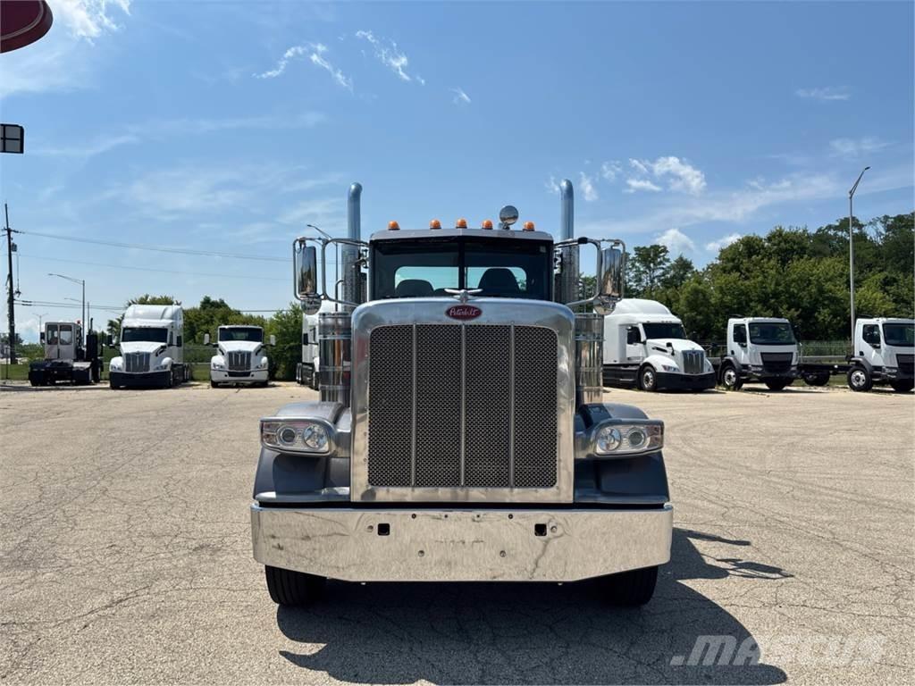 Peterbilt 389 Вантажівки / спеціальні