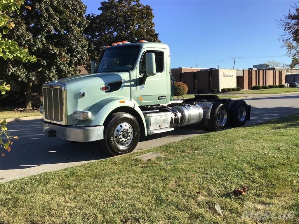 Peterbilt 567 Тягачі