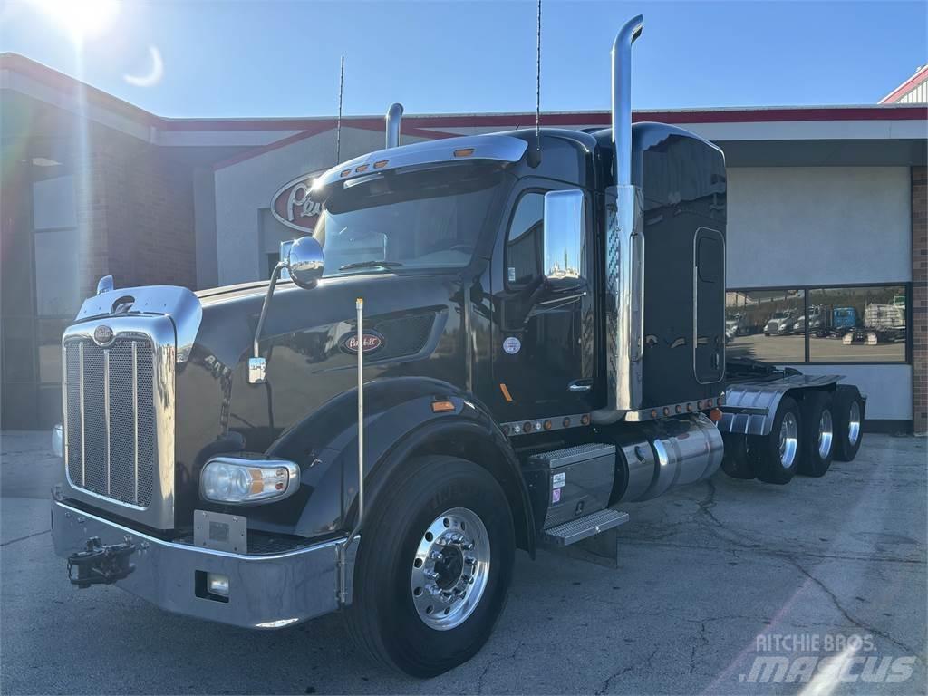 Peterbilt 567 Тягачі