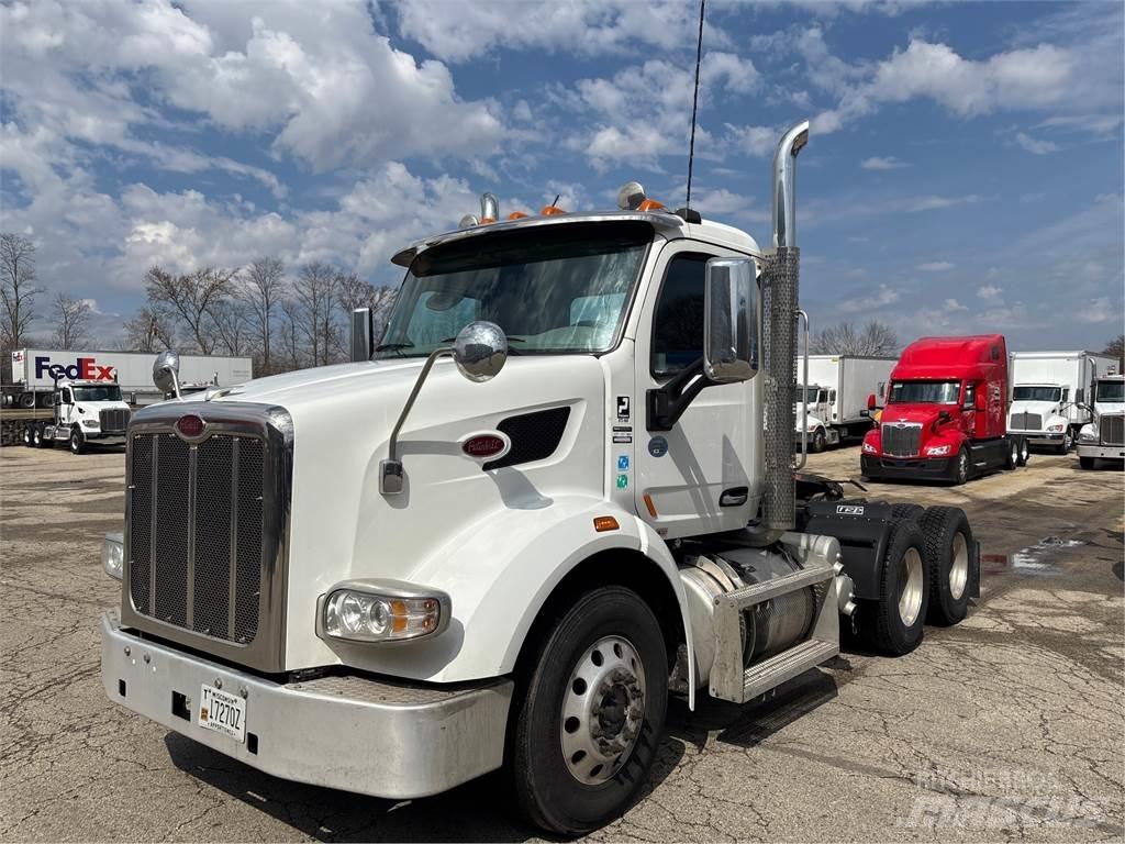 Peterbilt 567 Тягачі