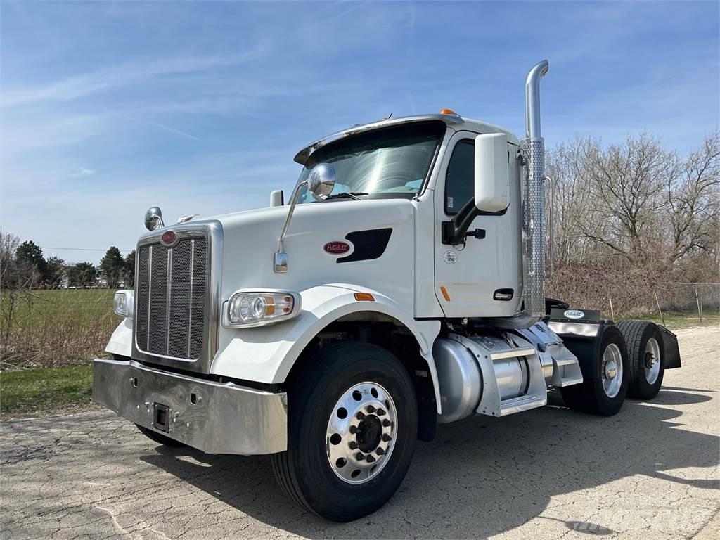 Peterbilt 567 Тягачі