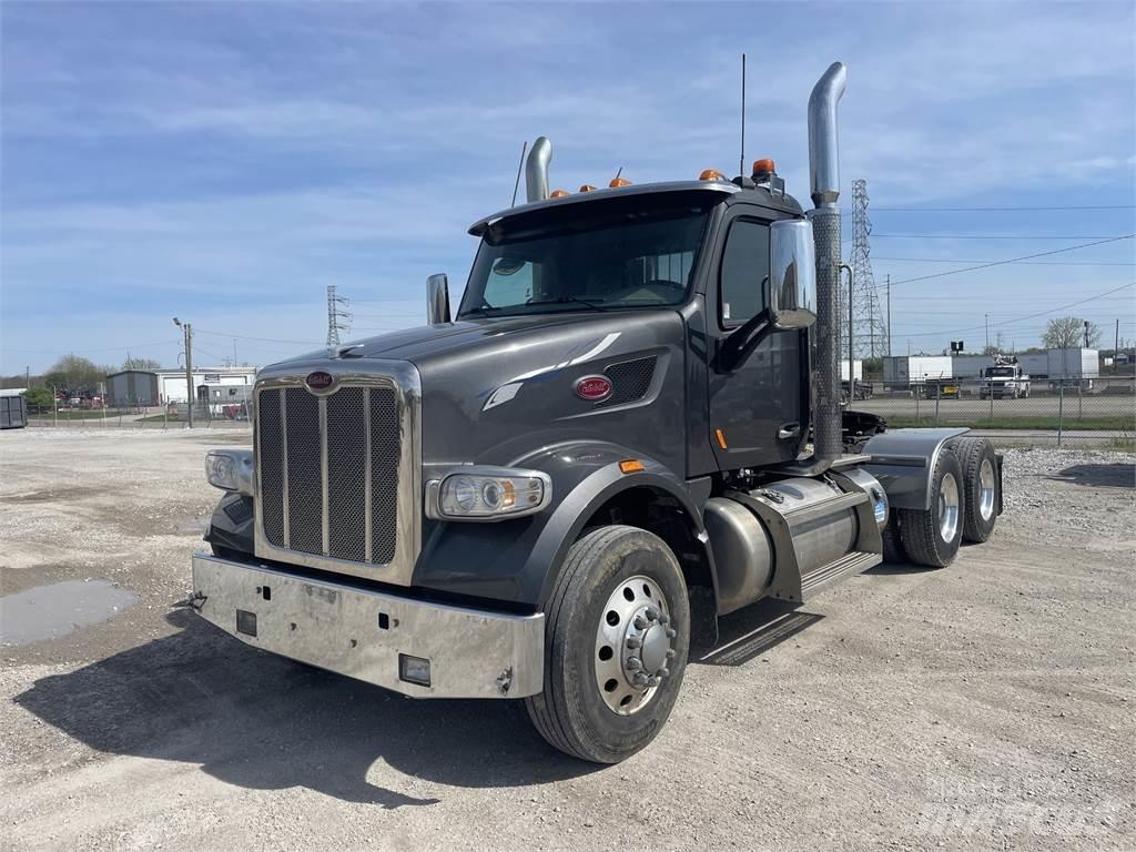 Peterbilt 567 Тягачі