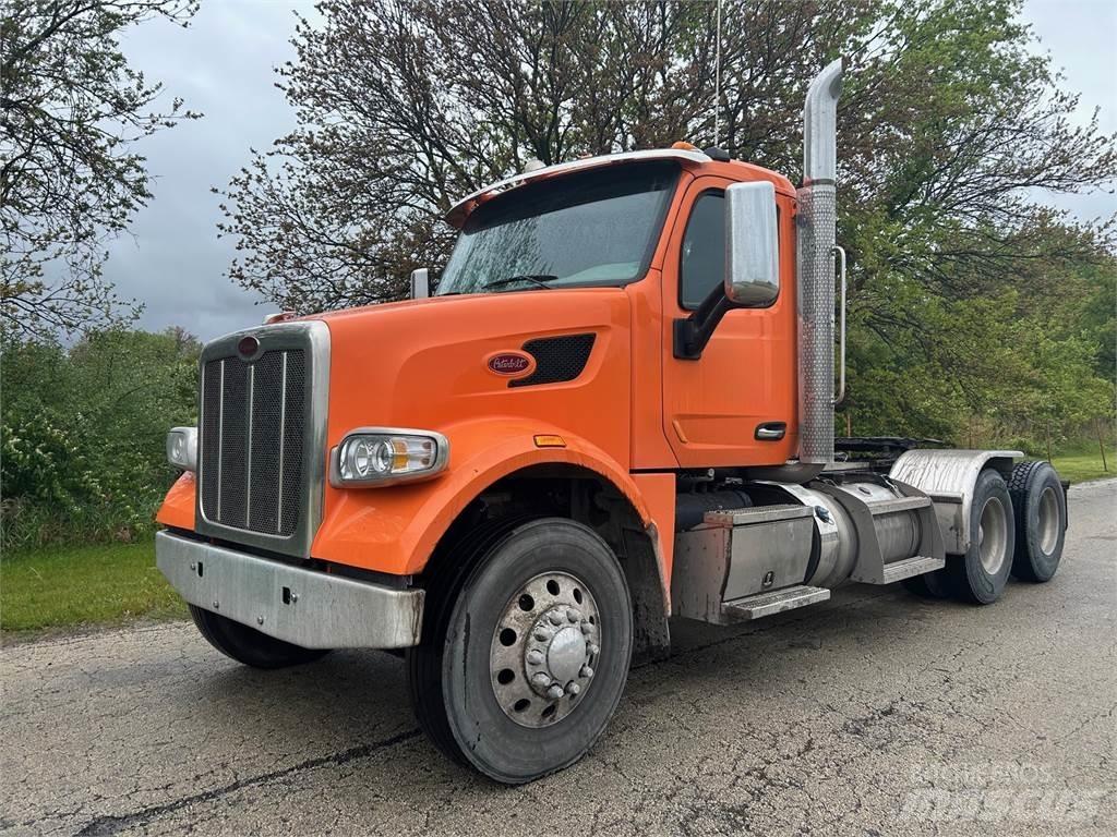 Peterbilt 567 Тягачі