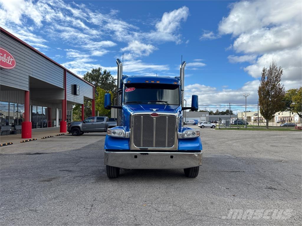 Peterbilt 567 Вантажівки / спеціальні