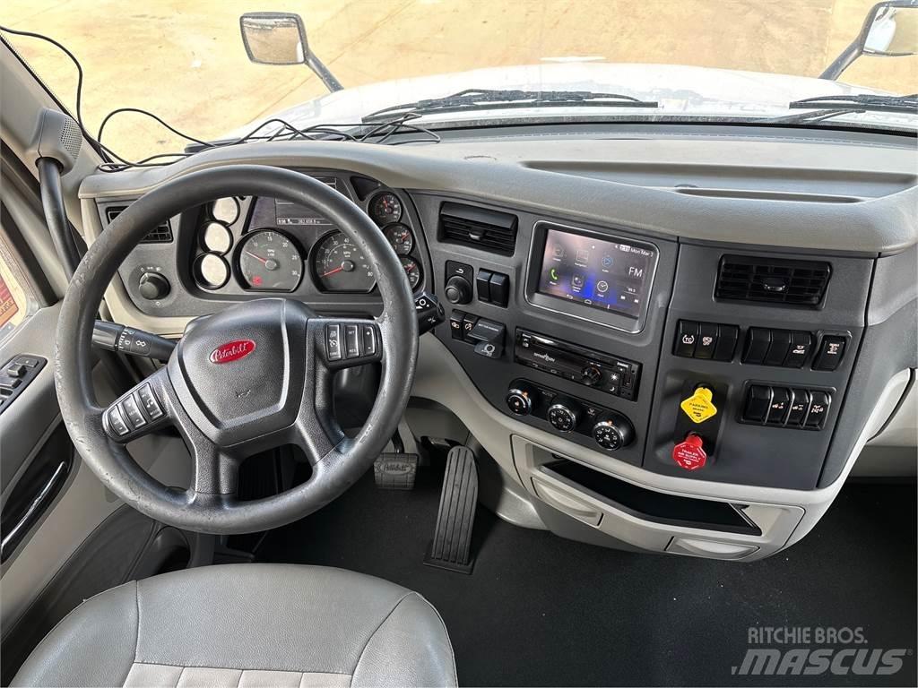 Peterbilt 579 Тягачі