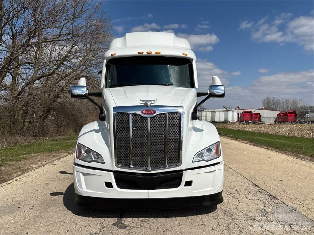 Peterbilt 579 Тягачі