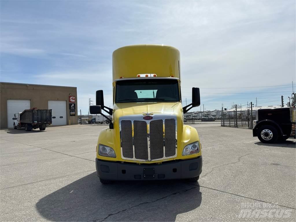 Peterbilt 579 Вантажівки / спеціальні