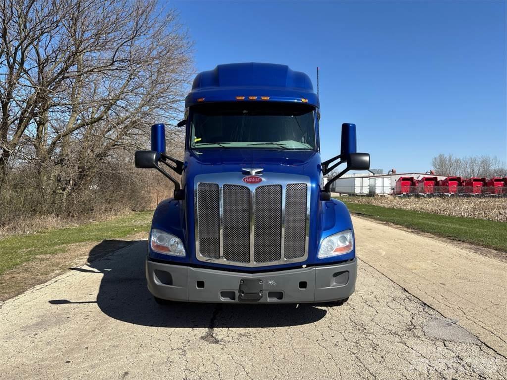 Peterbilt 579 Тягачі