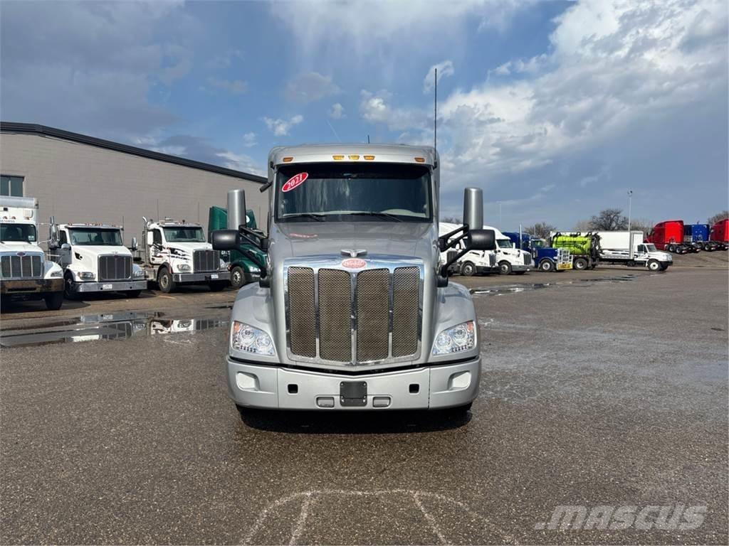 Peterbilt 579 Тягачі