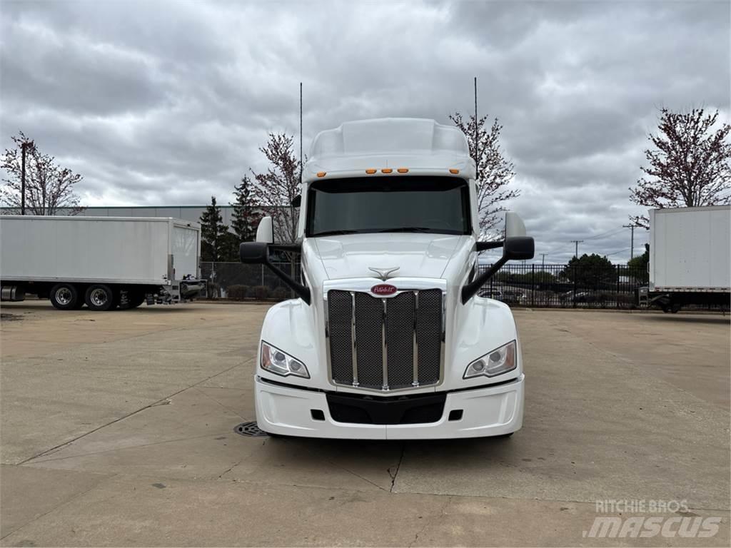 Peterbilt 579 Тягачі