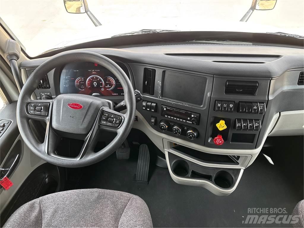 Peterbilt 579 Тягачі