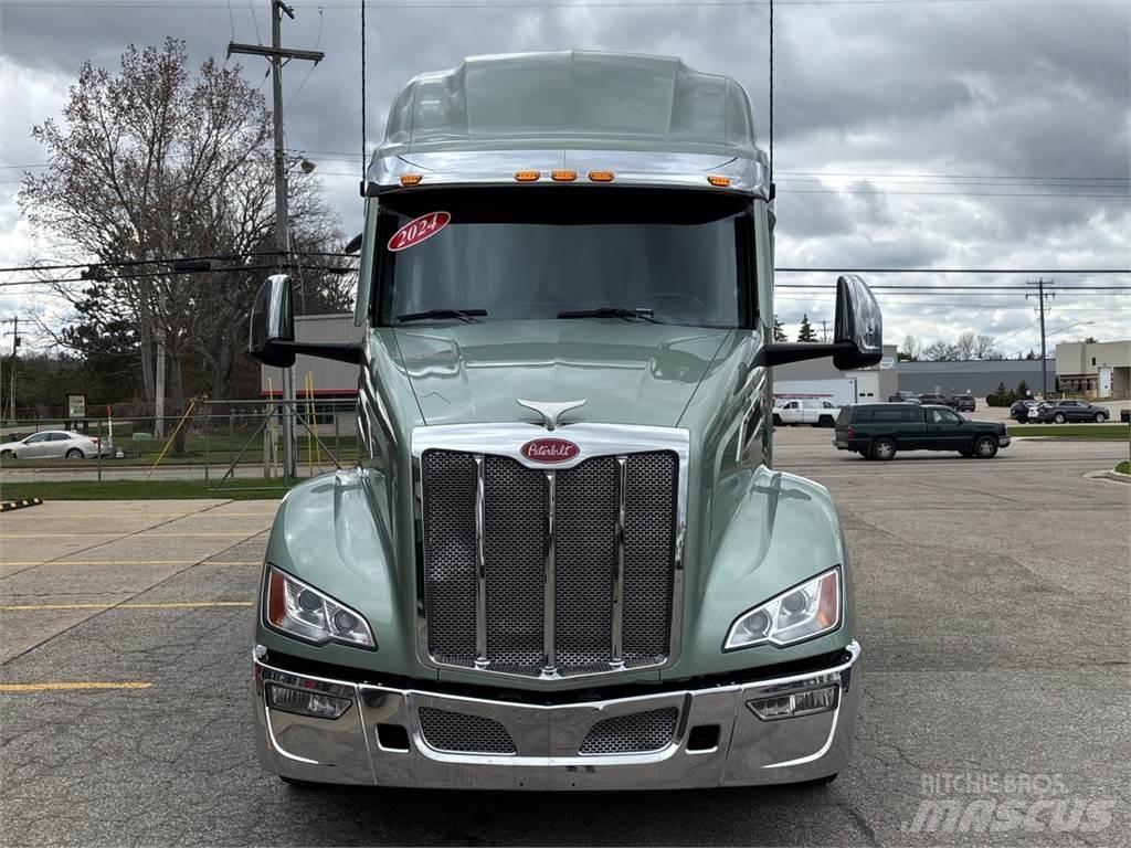 Peterbilt 579 Тягачі