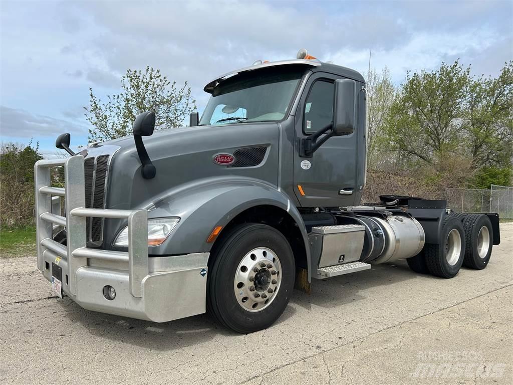 Peterbilt 579 Тягачі