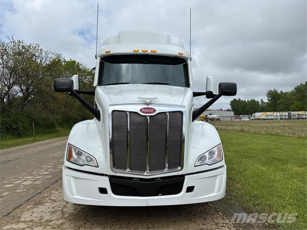 Peterbilt 579 Тягачі