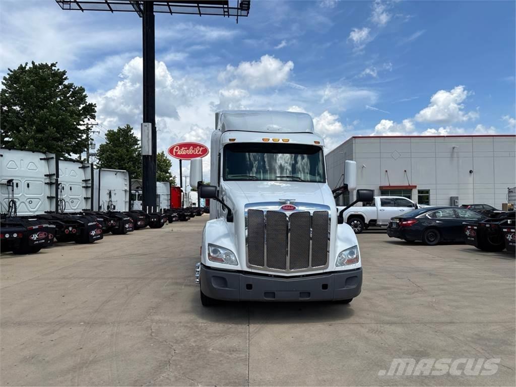 Peterbilt 579 Вантажівки / спеціальні