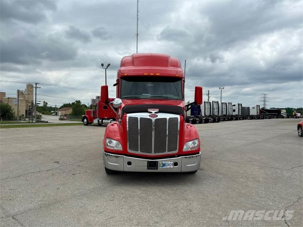 Peterbilt 579 Вантажівки / спеціальні