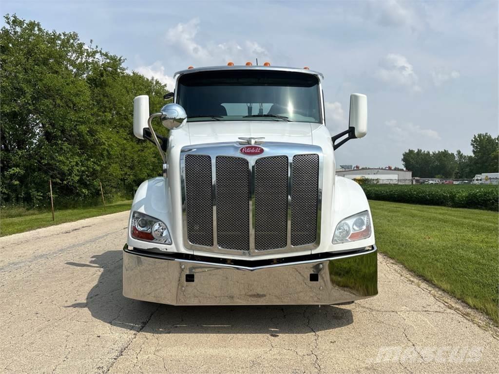 Peterbilt 579 Вантажівки / спеціальні
