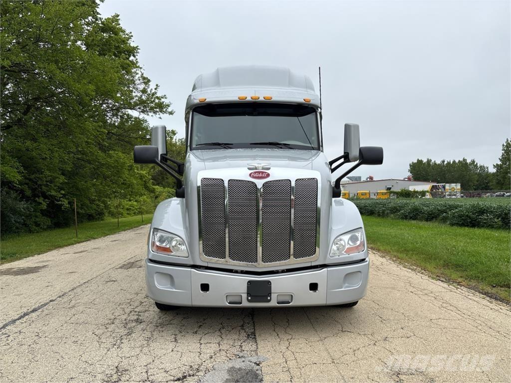 Peterbilt 579 Вантажівки / спеціальні