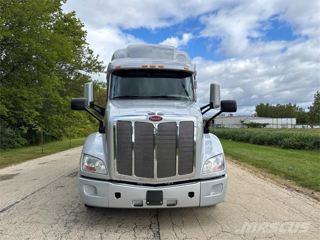 Peterbilt 579 Вантажівки / спеціальні