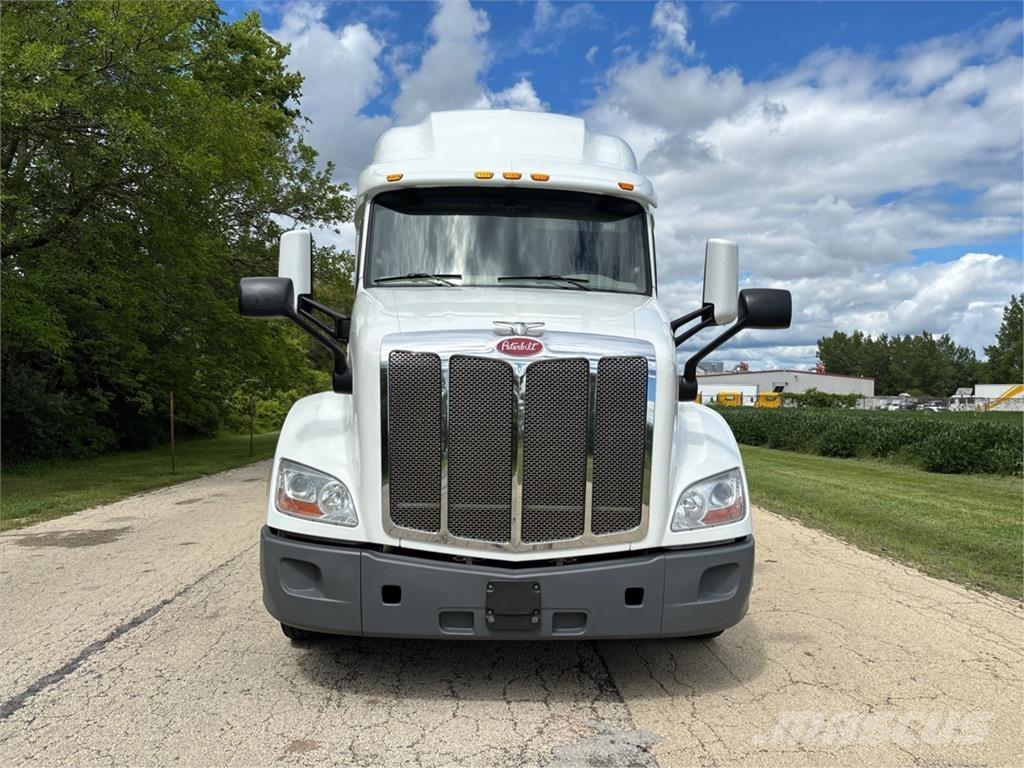 Peterbilt 579 Вантажівки / спеціальні