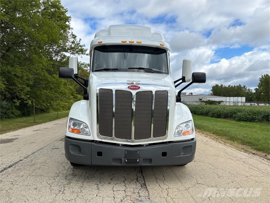 Peterbilt 579 Вантажівки / спеціальні