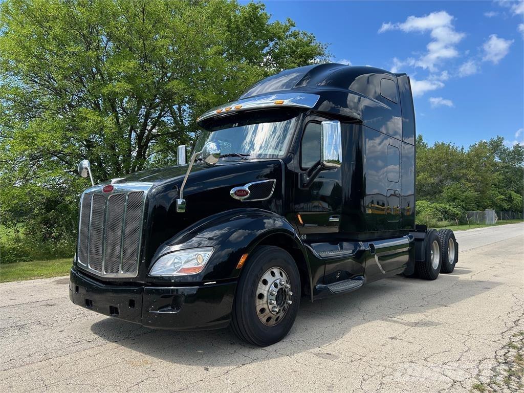 Peterbilt 579 Вантажівки / спеціальні