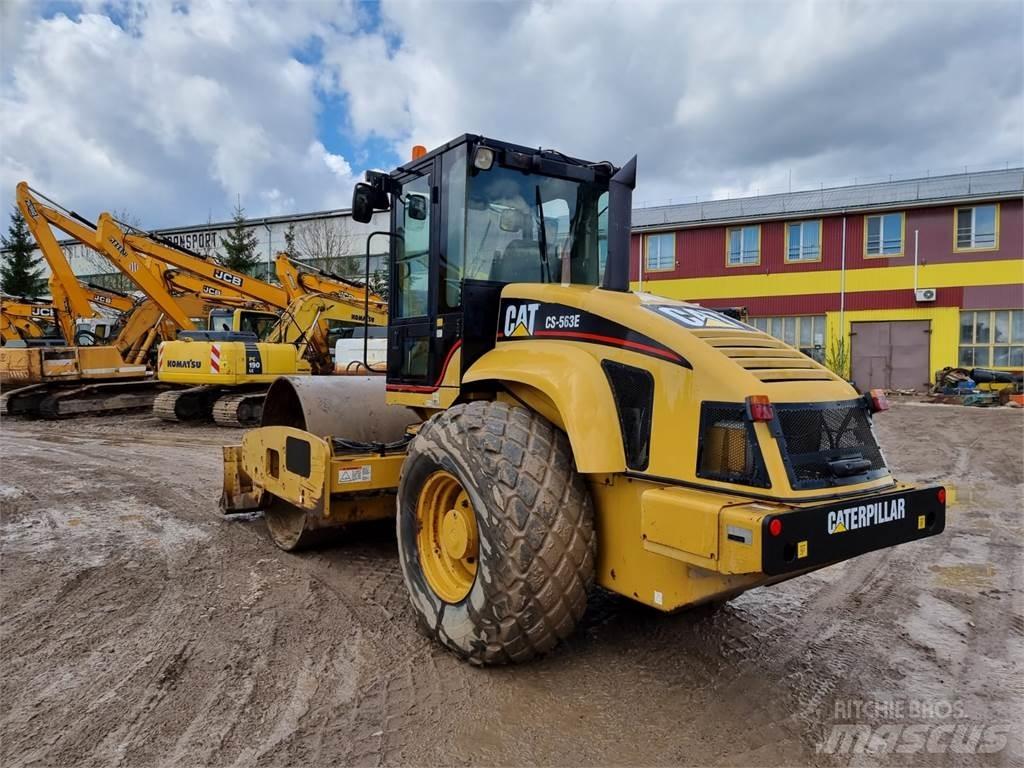 CAT CS 563E Грунтові котки