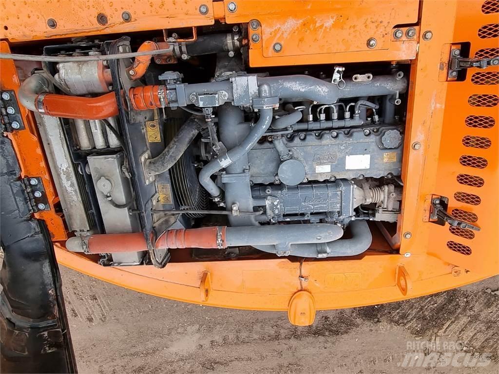 Doosan DX140LC-3 Гусеничні екскаватори